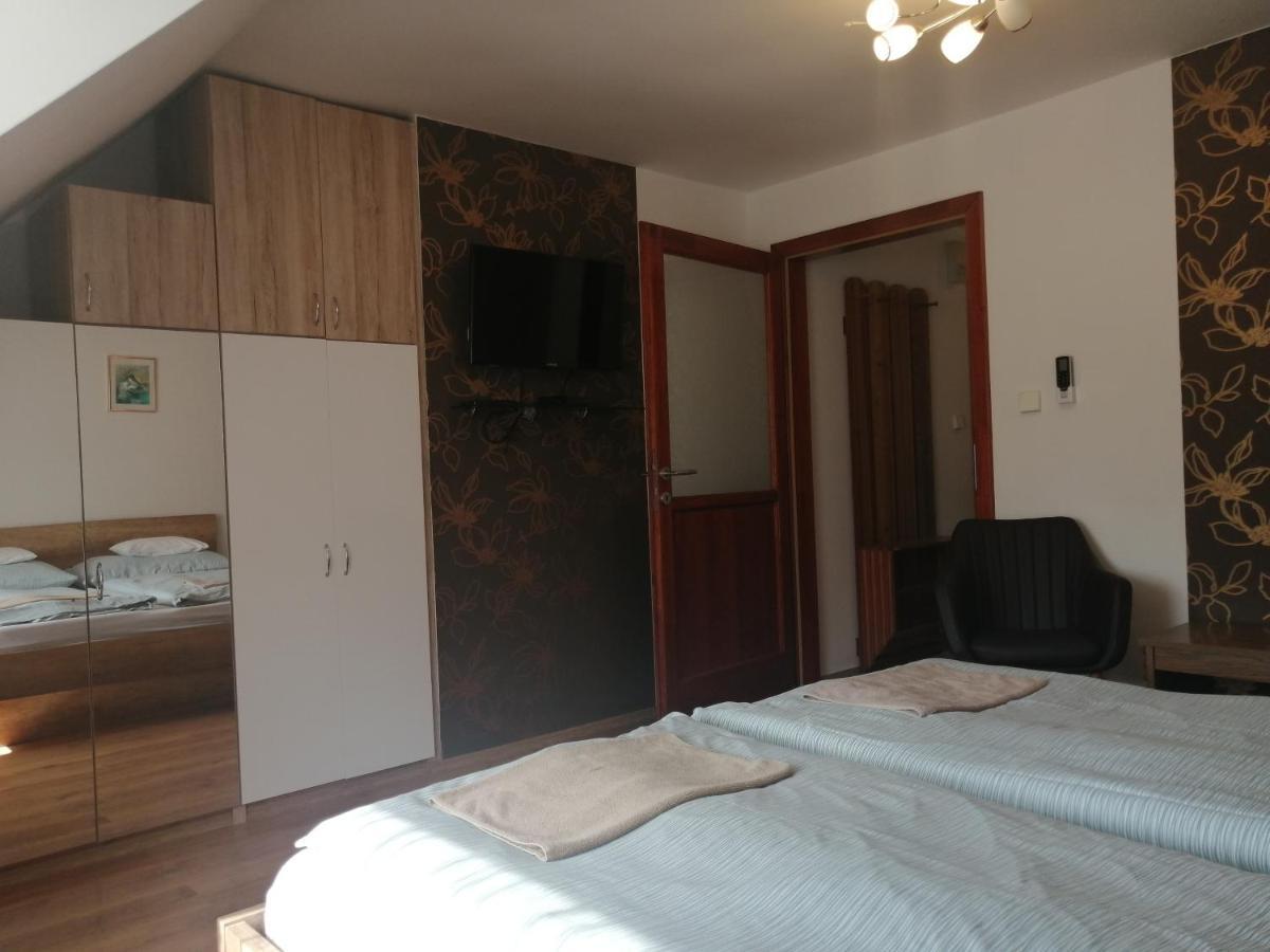 Anita Apartman Bük Esterno foto