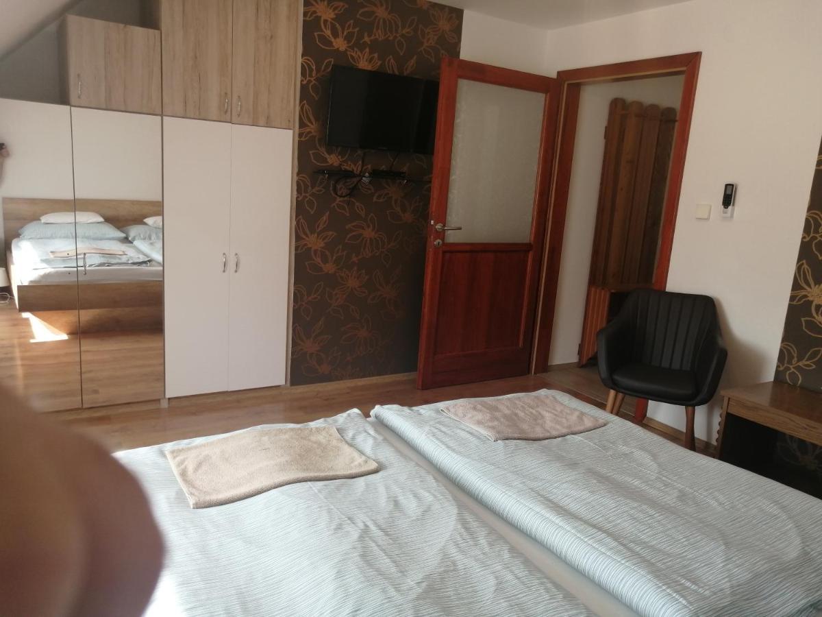 Anita Apartman Bük Esterno foto
