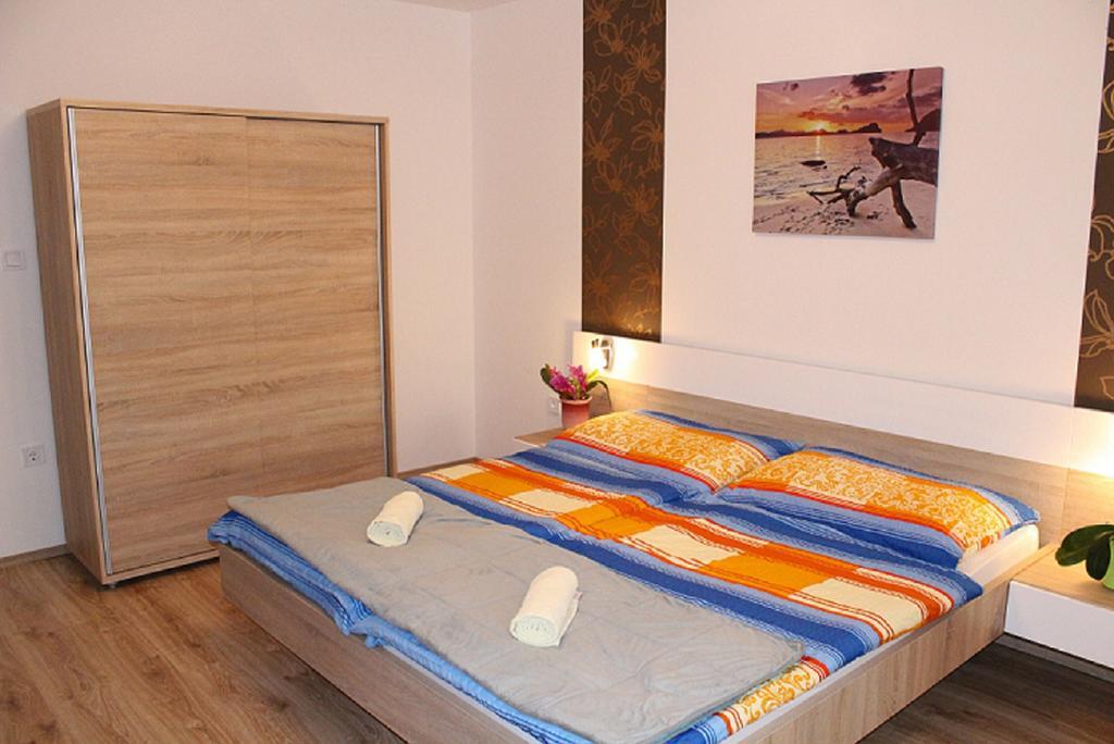 Anita Apartman Bük Esterno foto